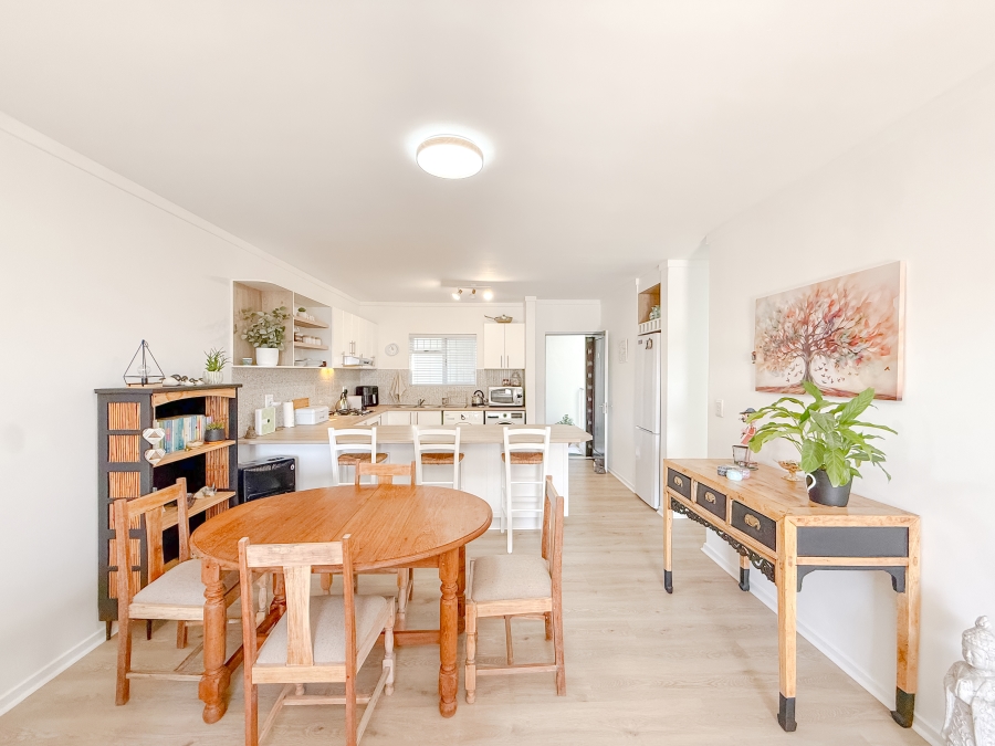 2 Bedroom Property for Sale in Bowtie Western Cape